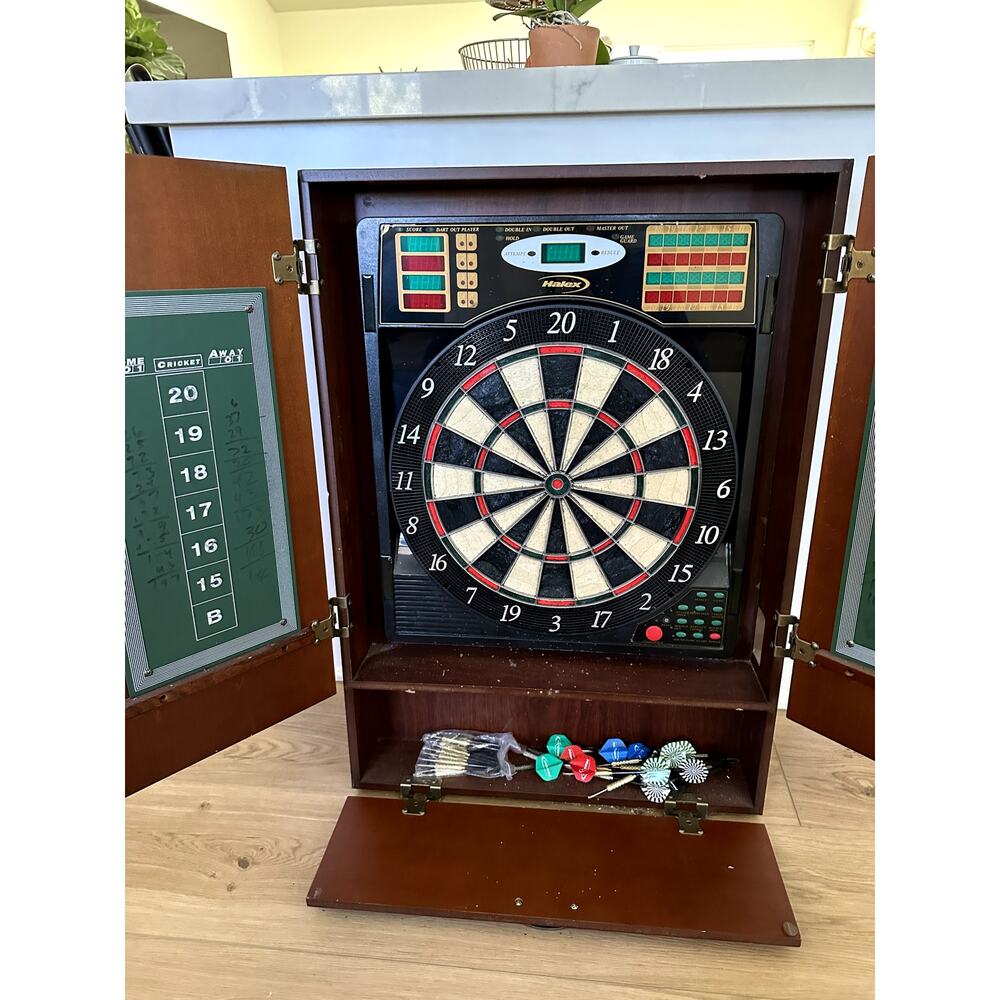 Vintage High Quality Solid Wood Dart Board